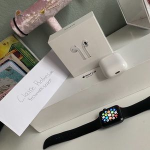 Apple Watch Series 3 42mm & Apple AirPods Bundle